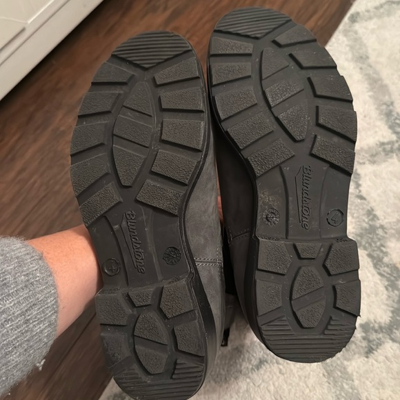 Blundstone Rustic Black High Top Boots - Picture 10 of 16